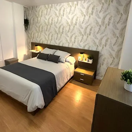 Turístico Clavero 3 Plasencia