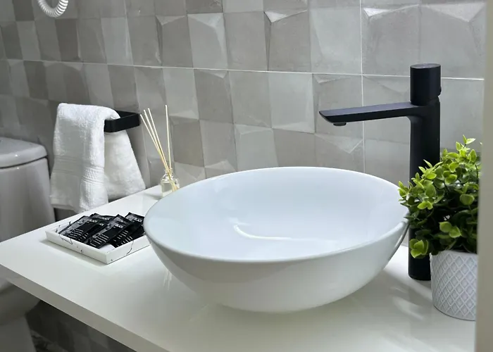 Apartamento Turístico Clavero 3 *